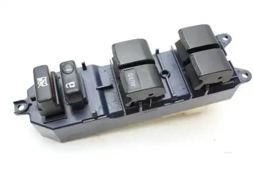 БЛОК УПРАВЛЕНИЯ СТЕКЛАМИ TOYOTA CAMRY #V40 06-11, HIGHLANDER 08-10, PRIUS 11- LH 8482033251 DAR