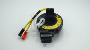 контактное кольцо подушки безопасности! шлейф\ Toyota Hilux/Fortuner QF00E00008 QUATTRO FRENI