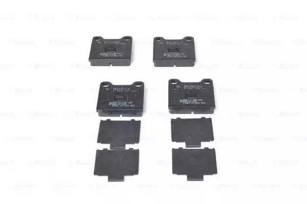 Колодки тормозные OPEL Senator A (78-80) задние (4шт.) BOSCH 0 986 466 302 BOSCH