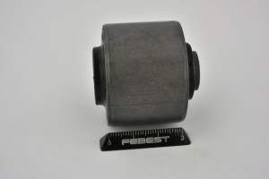 Сайлентблок задн опоры двигателя AUDI Q3 VWAB-041 VWAB-041 FEBEST