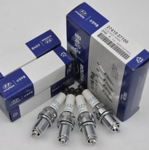 Свеча зажигания KIA Sportage,Clarus,Shuma,Sephia 2 (RC10PYPB4) OE 2741037100 HYUNDAI KIA
