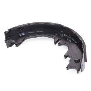 Колодки барабанные TOYOTA LAND CRUISER 70, 100, LEXUS LX470 GS8716 GS8716 TRW
