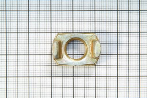 Гайка М10х1,25 ВАЗ квадратная подушки опоры двигателя 211001001237008 BELZAN